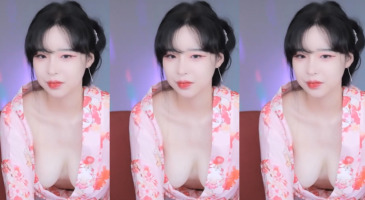 적나라하게 젖통 보여주는 귀요미 비제이